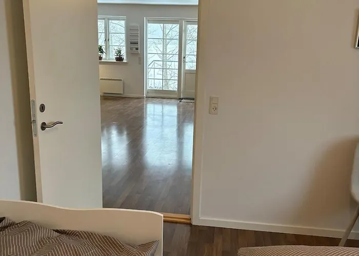 Location With Plenty Of Space Apartment